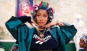 Cardi B e le sue incredibili unghie protagoniste della nuova campagna Reebok