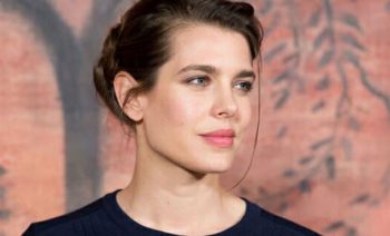 Charlotte Casiraghi come Grace Kelly e con il terzo figlio in arrivo