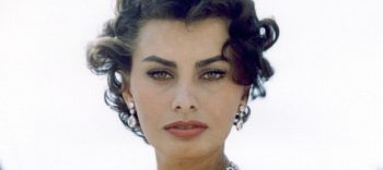 Sophia Loren compleanno: la donna “inclassificabile” ha 85 anni