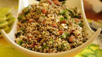 Da Gwyneth Paltrow a Jennifer Aniston: tutte pazze per l’insalata di quinoa