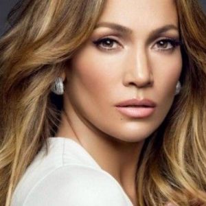 Jennifer Lopez prima e dopo: l’evoluzione negli anni