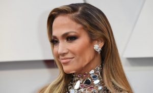 Jennifer Lopez lancia una nuova fragranza per donne potenti