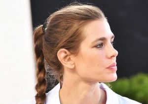 Charlotte Casiraghi nuovo look: anche lei sceglie la frangia