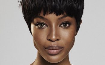 Naomi Campbell capelli: cambio look per la Parigi Fashion Week 2019