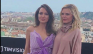 Angelina Jolie e Michelle Pfeiffer a Roma per la prima europea di Maleficent