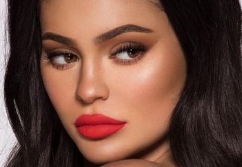 Quanto guadagna Kylie Jenner? La vendita di una quota della sua azienda beauty