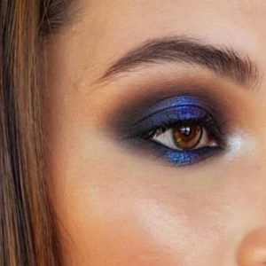 Make up di Capodanno, consigli last minute: glitter blue all over