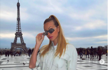 Taylor Mega outfit 2020 a Parigi: «Sei più bella della Torre Eiffel»