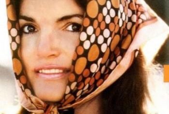 Tendenze Primavera/Estate 2020: il foulard alla Jackie Kennedy