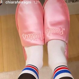 Chiara Ferragni pantofole: quarantena abbigliamento extra lusso