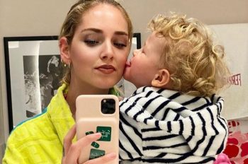 Chiara Ferragni accappatoio: il look da quarantena super lusso