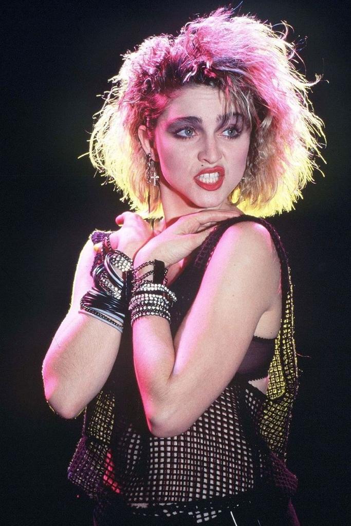 Look anni 80 madonna store