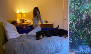 Emily Ratajkowski Instagram: il marito segreto, lo scatto sul letto