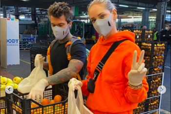 Chiara e Fedez Instagram: volontari all’ortomercato per aiutare i bisognosi