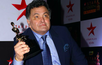 Bollywood, morto Rishi Kapoor: in India la fine di un’era nel mondo del cinema