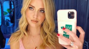 Chiara Ferragni collezione Primavera/Estate 2020: glitter all over