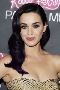 Katy Perry icona fashion: i look imperdibili da copiare