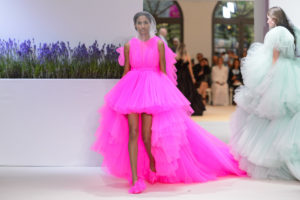 Moda 2020: il rosa è il colore di tendenza dell’estate