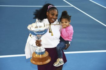 Serena Williams con la figlia Olimpia: il primo doppio è servito