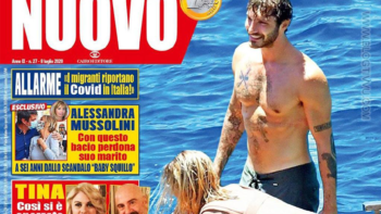 Stefano De Martino con una misteriosa bionda: la foto in barca non lascia spazio a dubbi