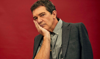 Antonio Banderas positivo al Coronavirus. Un compleanno da dimenticare