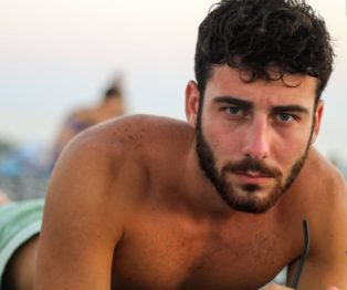 Giuseppe Moscarella, 24 anni, è Mister Italia 2020: Il suo motto? Vivi e lascia vivere