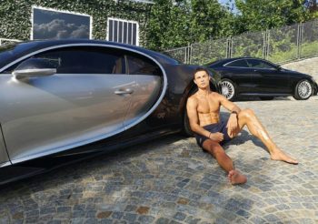 Cristiano Ronaldo si regala una Bugatti da 8 milioni di euro. Il campione non bada a spese
