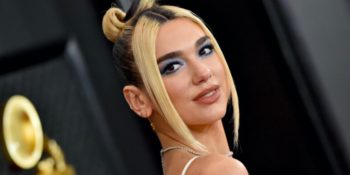 Trend autunno/2020: perizoma a vista, Dua Lipa docet