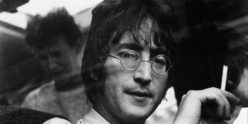 John Lennon: 80 anni fa nasceva il rivoluzionario del pop