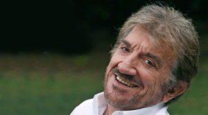 Gigi Proietti è morto nel giorno stesso del suo 80esimo compleanno. Maestro di teatro, cinema e televisione