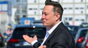 Il suo nome è Elon Musk. Chi è e cosa fa la seconda persona più ricca del mondo