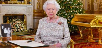 La Regina Elisabetta nella “bolla” anti covid. Il grigio Natale di Sua Maestà