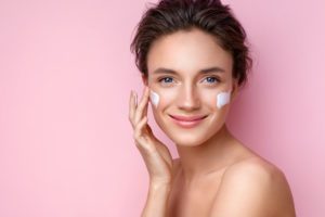 La crema viso alla bava di lumaca: un vero e proprio boom nel settore della cosmesi