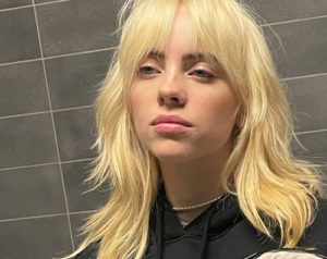 Billie Eilish ha cambiato look: il nuovo hair-styling total blondie fa impazzire i fan!