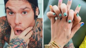 Fedez lancia la sua linea di smalti Noon: ecco le colorazioni disponibili e quanto costano