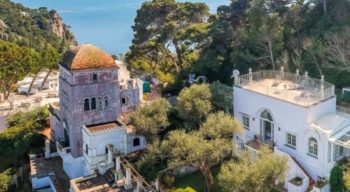 Christian De Sica mette in vendita la sua lussuosa villa a Capri progettata da Elihu Vedder