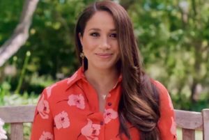 Meghan Markle indossa l’amato orologio di Cartier di Lady D per la sua prima apparizione in televisione dopo l’intervista con Oprah