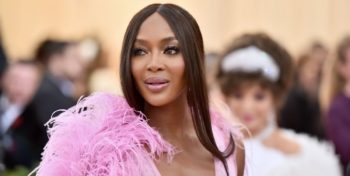 Naomi Campbell diventa mamma a 50 anni e decide di dare la lieta notizia sui social