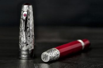 Montegrappa, le penne stilografiche di lusso personalizzabili scrivono la storia del Made in Italy