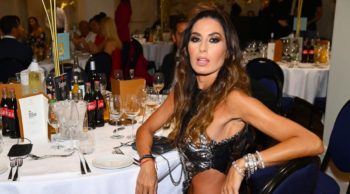 Elisabetta Gregoraci al Festival di Cannes è divina: premiata e scintillante come non mai