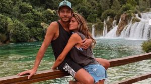 Valentino Rossi papà, chi è l’incantevole compagna Francesca: altissima e pazza per il fitness