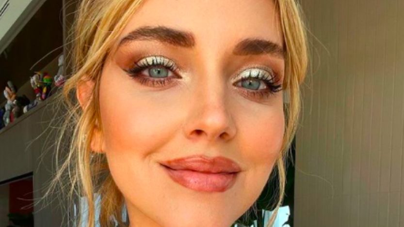 Labbra overlining, dare volume senza filler: tre regole da makeup artist