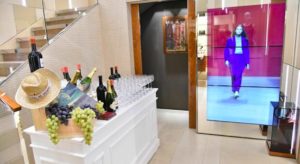 La vendemmia di Roma: il vino inonda le boutique di lusso. Ecco di che si tratta