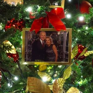 Casa Bianca Natale 2021, le decorazioni scelte da Joe e Jill Biden