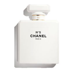 Chanel e la figuraccia del calendario dell’avvento: 700 euro per campioni gratuiti riciclati