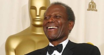 È morto Sidney Poitier, il celebre attore aveva 94 anni