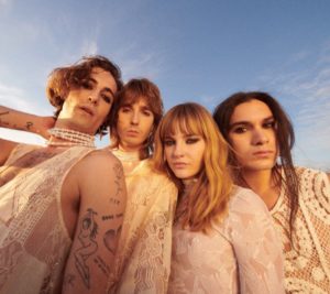 Maneskin in gara ai Brit Awards 2022: se la giocano con i BTS e gli Abba