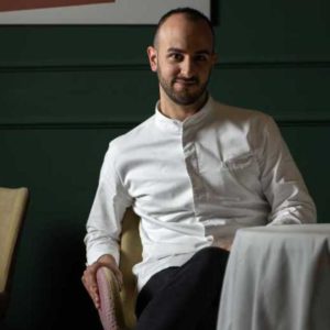 Oblige, un nuovo “fine dining” a Vignola: intervista allo chef Sebastiano Randieri