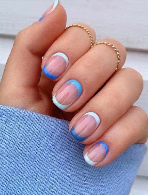 idee French manicure colorata