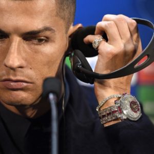 Da Ronaldo a Messi ecco quali sono gli orologi di lusso preferiti dai top player del calcio